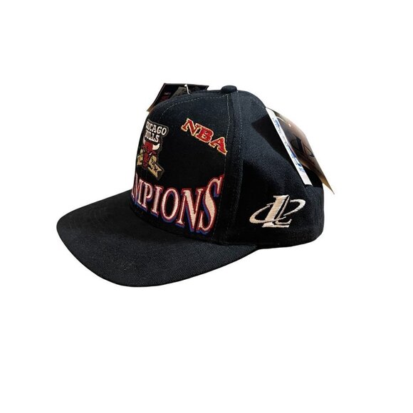1997 Official NBA Chicago Bulls‎ Champions Locker Room Hat - Picture 3 of 11
